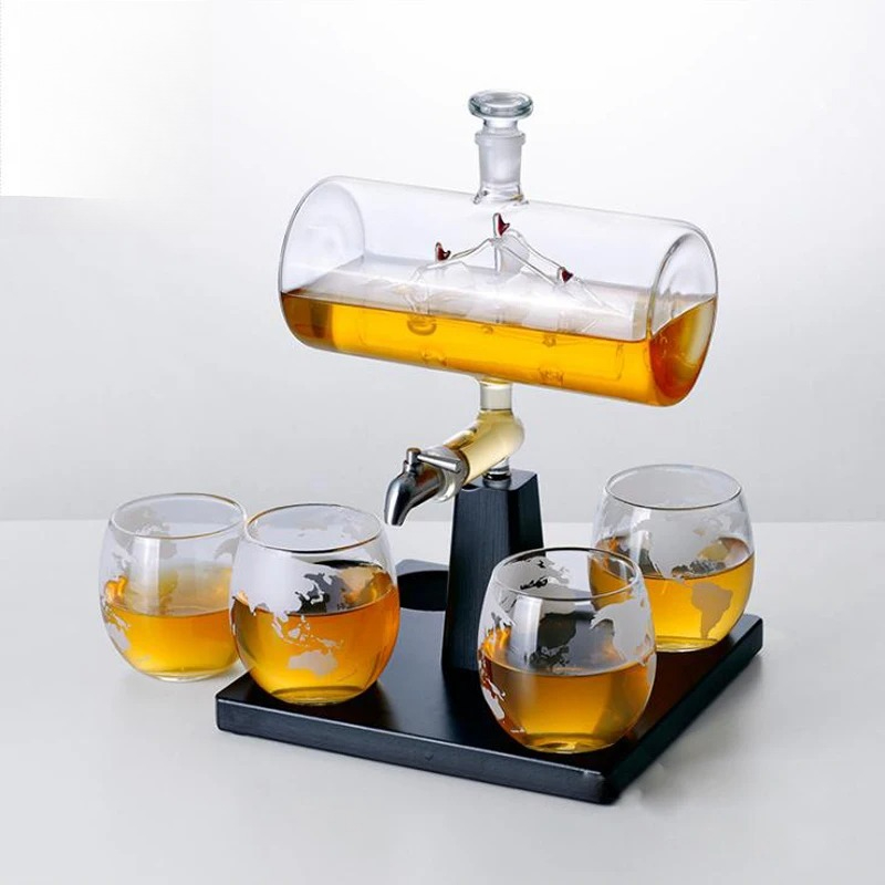 Whiskykaraf met antieke vorm D - Decanter Globe Set recensie en prijs